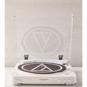 AUDIO - TECHNICA  AT-LP60